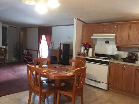 4085 Heritage Dr, Wheatfield, IN 46392 photo 3
