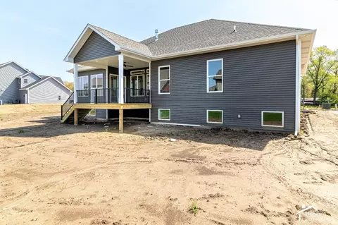 2077 Louis Dr, Crown Point, IN 46307 photo 17