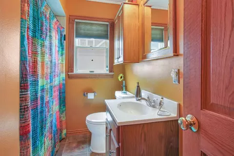 225 N Harvey St, Griffith, IN 46319 photo 12