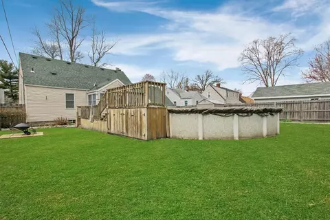 225 N Harvey St, Griffith, IN 46319 photo 20