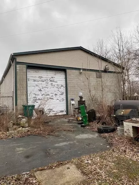 3635 Burr St, Gary, IN 46408 photo 2