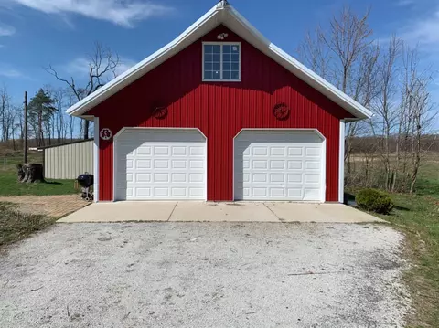 462 E 700, Wheatfield, IN 46392 photo 10