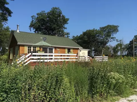 462 E 700, Wheatfield, IN 46392 photo 2