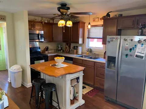 462 E 700, Wheatfield, IN 46392 photo 5