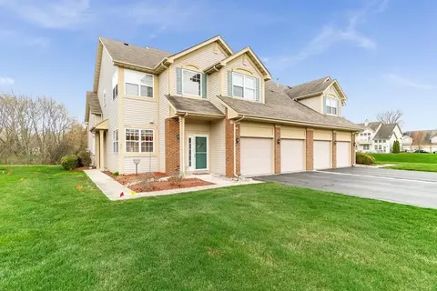 8023 Knickerbocker Pl, Dyer, IN 46311 photo 1