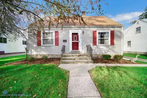 8316 Walnut Dr, Munster, IN 46321 photo 1