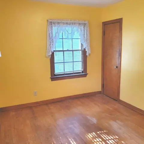 8316 Walnut Dr, Munster, IN 46321 photo 9