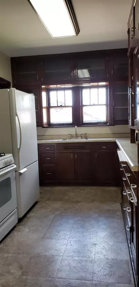 1616 Davis Ave, Whiting, IN 46394 photo 8