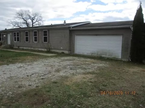 11965 E Division Rd, Knox, IN 46534 photo 2