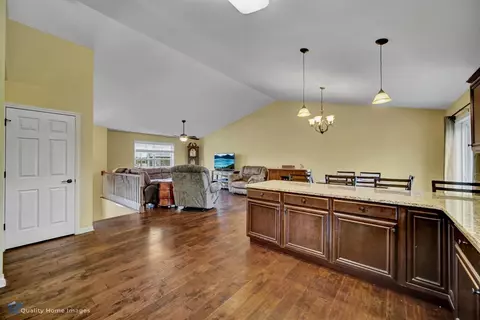 15187 W 95th Ave, Dyer, IN 46311 photo 3