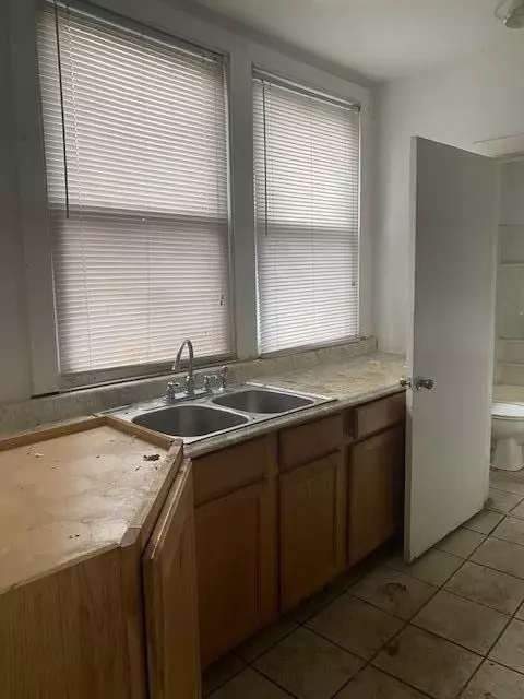617 Buchanan St, Gary, IN 46402 photo 13