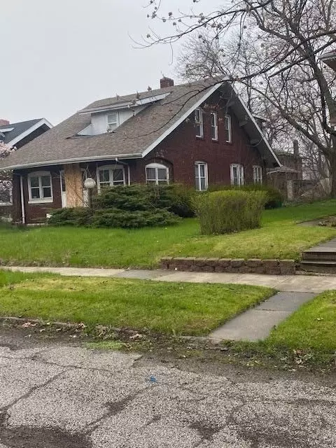 617 Buchanan St, Gary, IN 46402 photo 3
