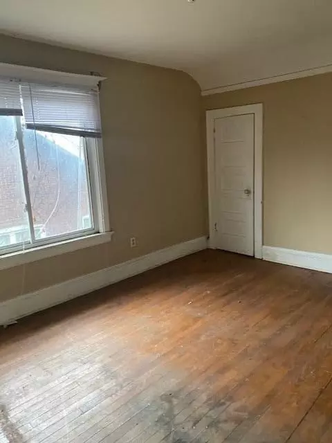 617 Buchanan St, Gary, IN 46402 photo 15