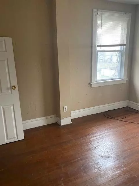 617 Buchanan St, Gary, IN 46402 photo 17
