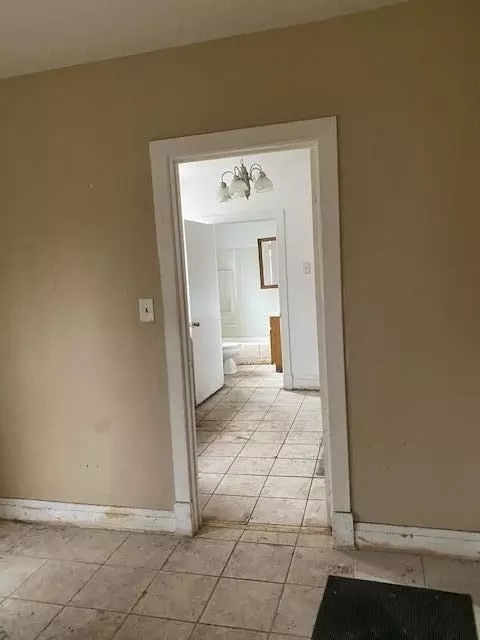 617 Buchanan St, Gary, IN 46402 photo 11