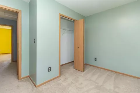 1164 Whitney St, Burns Harbor, IN 46304 photo 17