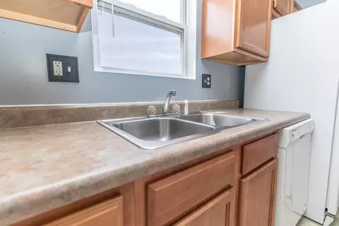 1164 Whitney St, Burns Harbor, IN 46304 photo 7