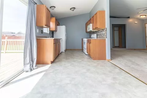 1164 Whitney St, Burns Harbor, IN 46304 photo 5
