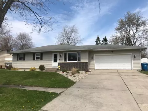 538 Apache Ln, Lowell, IN 46356 photo 1