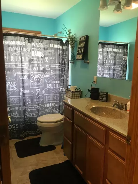 538 Apache Ln, Lowell, IN 46356 photo 8