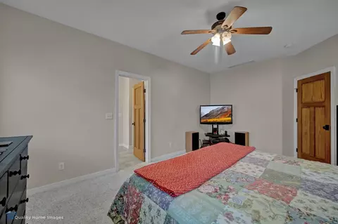 10012 Eagle Ct, De Motte, IN 46310 photo 15