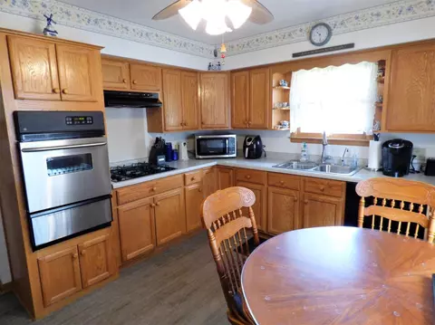 315 E Glen Park Ave, Griffith, IN 46319 photo 5