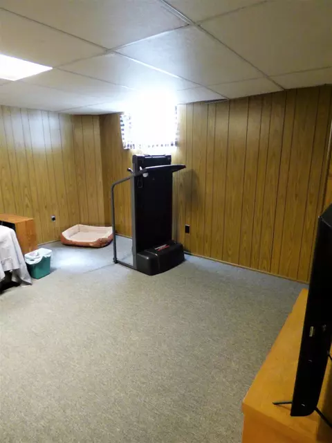 315 E Glen Park Ave, Griffith, IN 46319 photo 10