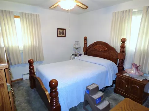 315 E Glen Park Ave, Griffith, IN 46319 photo 7