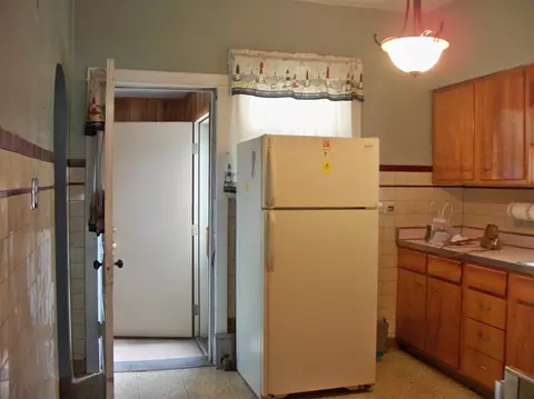 1747 Atchison Ave, Whiting, IN 46394 photo 11