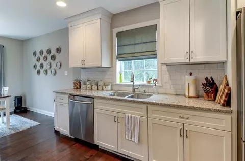 8653 Dena Ct, Saint John, IN 46373 photo 6