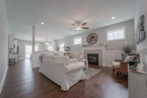 945 Hayfield Cir, Crown Point, IN 46307 photo 19