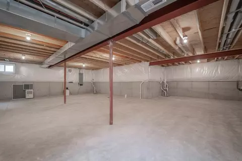 945 Hayfield Cir, Crown Point, IN 46307 photo 27