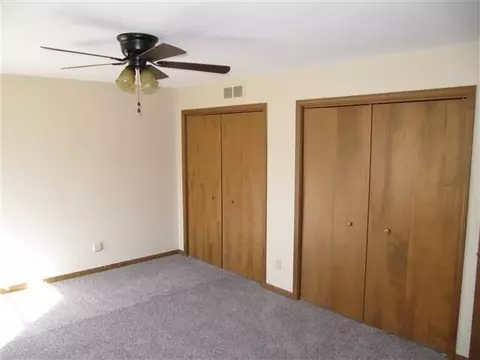 6985 Windsor Dr, De Motte, IN 46310 photo 26