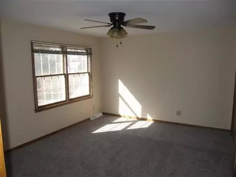 6985 Windsor Dr, De Motte, IN 46310 photo 25