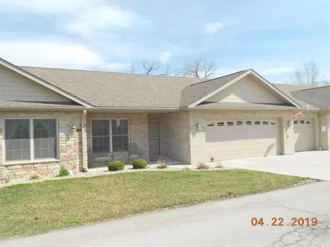 910 Veterans Ln, Crown Point, IN 46307 photo 1
