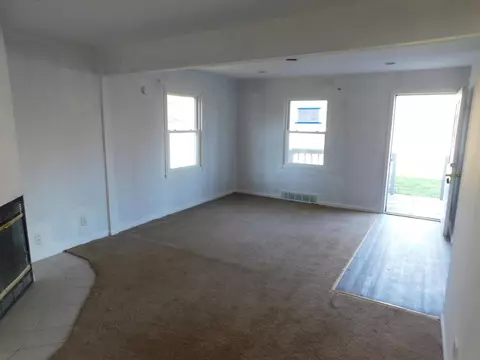 1407 N Cline Ave, Griffith, IN 46319 photo 4