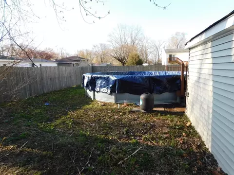 1407 N Cline Ave, Griffith, IN 46319 photo 2