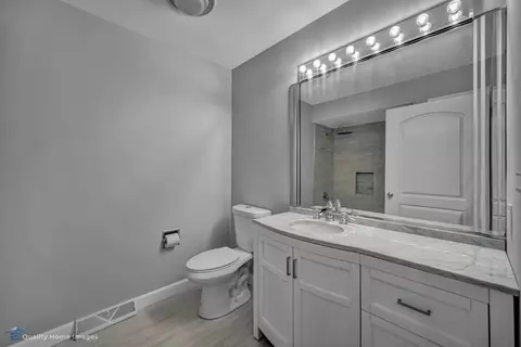 9544 Walnut Dr, Munster, IN 46321 photo 15