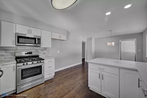 9544 Walnut Dr, Munster, IN 46321 photo 7