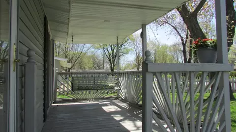 1415 End Ave, Dyer, IN 46311 photo 3