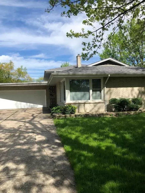8451 Forest Ave, Munster, IN 46321 photo 2