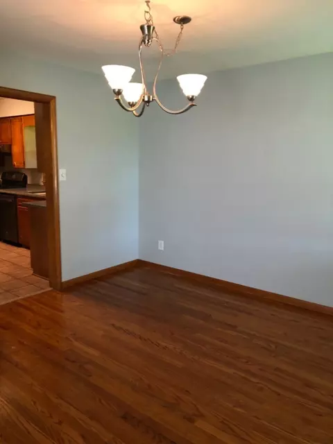 8451 Forest Ave, Munster, IN 46321 photo 7
