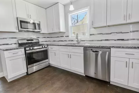 214 N Harvey St, Griffith, IN 46319 photo 7