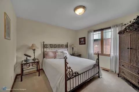 9999 Margo Ln, Munster, IN 46321 photo 16