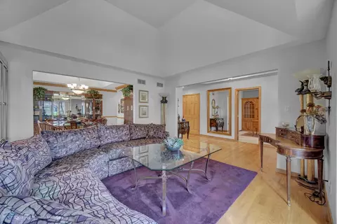 9999 Margo Ln, Munster, IN 46321 photo 13