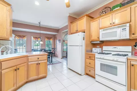 3120 Hoffman Ct, Dyer, IN 46311 photo 9