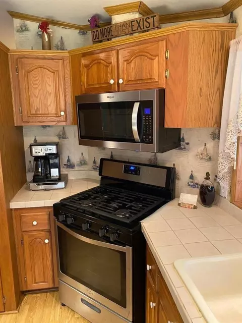 4329 Winesap Ln, Wheatfield, IN 46392 photo 11