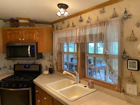 4329 Winesap Ln, Wheatfield, IN 46392 photo 10