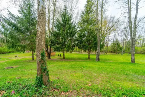 8860 E 91st Ct, Crown Point, IN 46307 photo 16