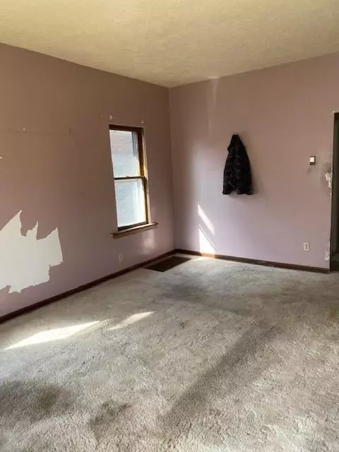 1352 Rutledge St, Gary, IN 46404 photo 10